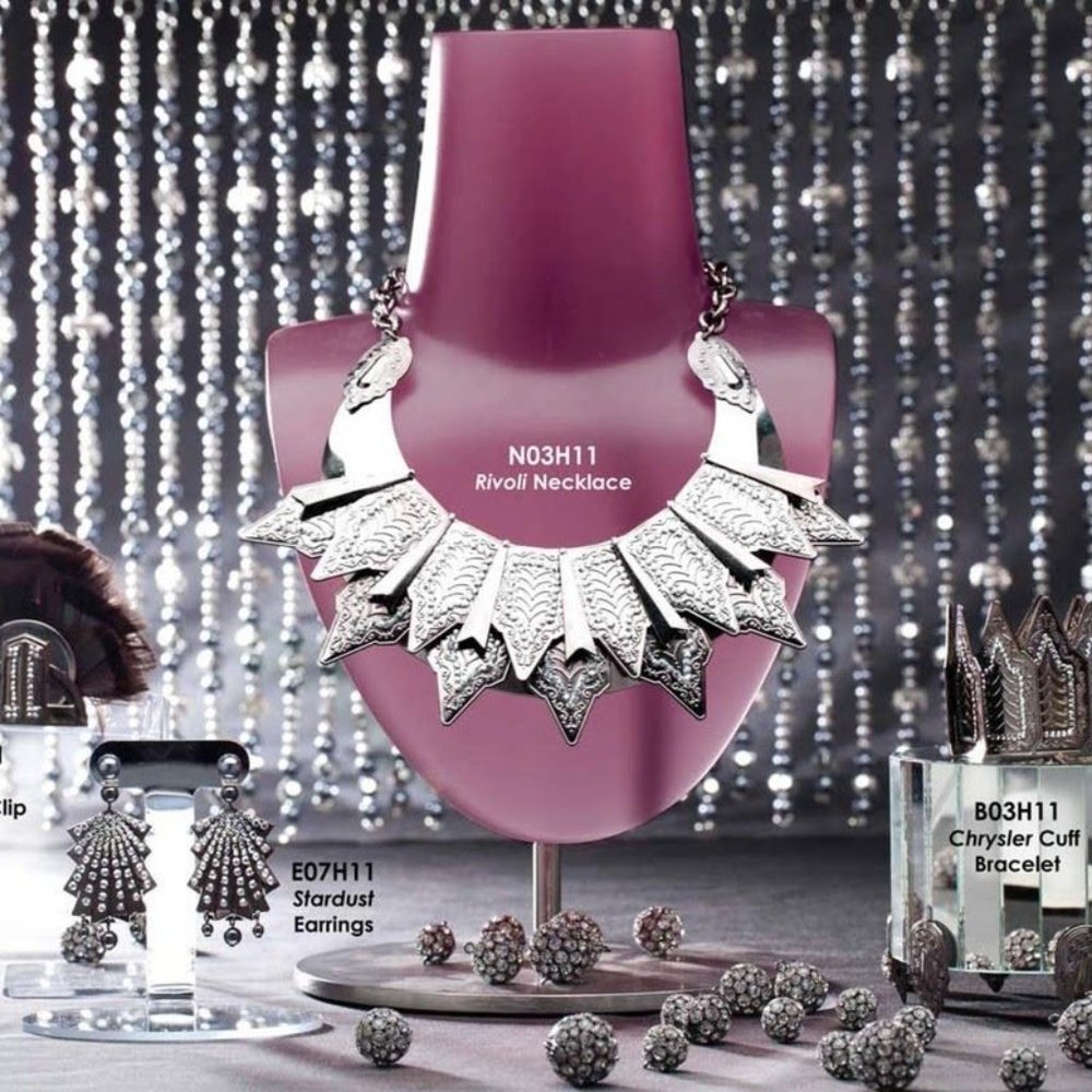 Pantages magic mirror Tarina Tarantino earrings - Picture 13 of 14